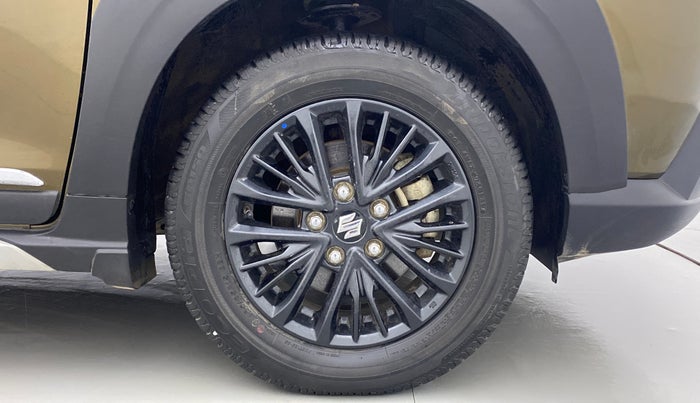 2019 Maruti XL6 ALPHA SHVS  MT, Petrol, Manual, 14,822 km, Right Front Wheel