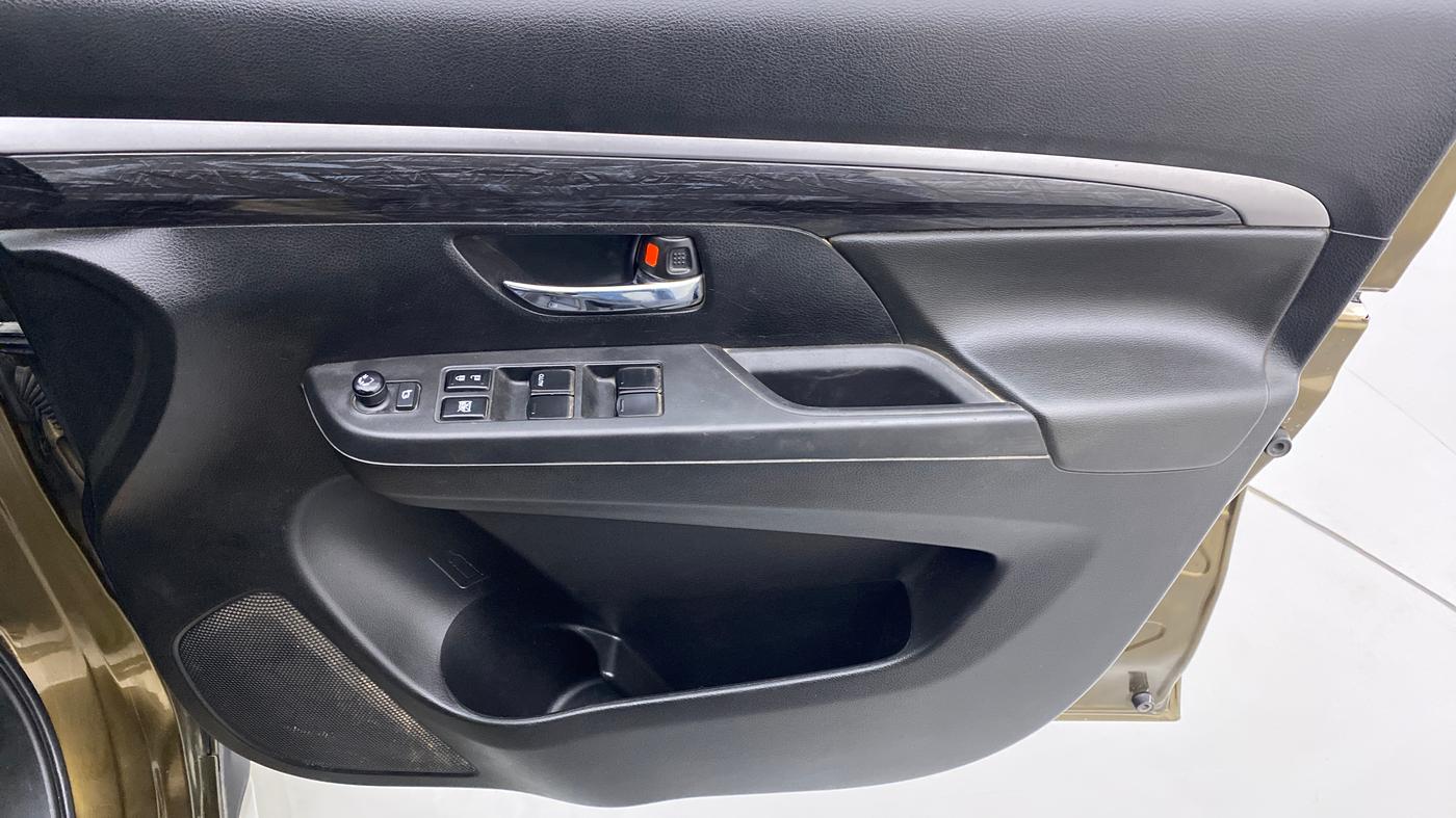 2019 Maruti XL6 ALPHA SHVS  MT, Petrol, Manual, 14,822 km, Driver Side Door Panels Control