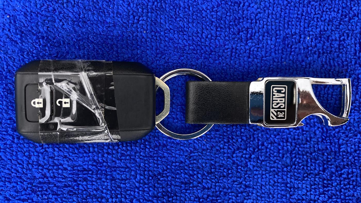 2019 Maruti XL6 ALPHA SHVS  MT, Petrol, Manual, 14,822 km, Key Close Up