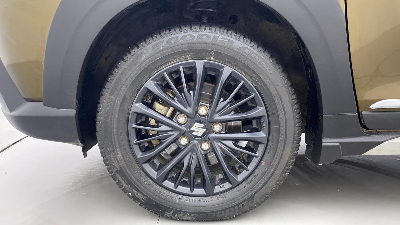2019 Maruti XL6 ALPHA SHVS  MT, Petrol, Manual, 14,822 km, Left Front Wheel