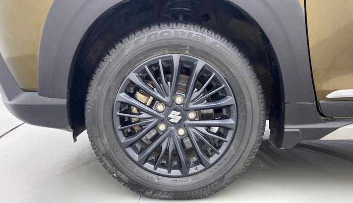 2019 Maruti XL6 ALPHA SHVS  MT, Petrol, Manual, 14,822 km, Left Front Wheel