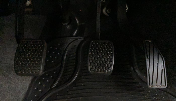 2016 Maruti Alto K10 VXI, Petrol, Manual, 56,067 km, Pedals