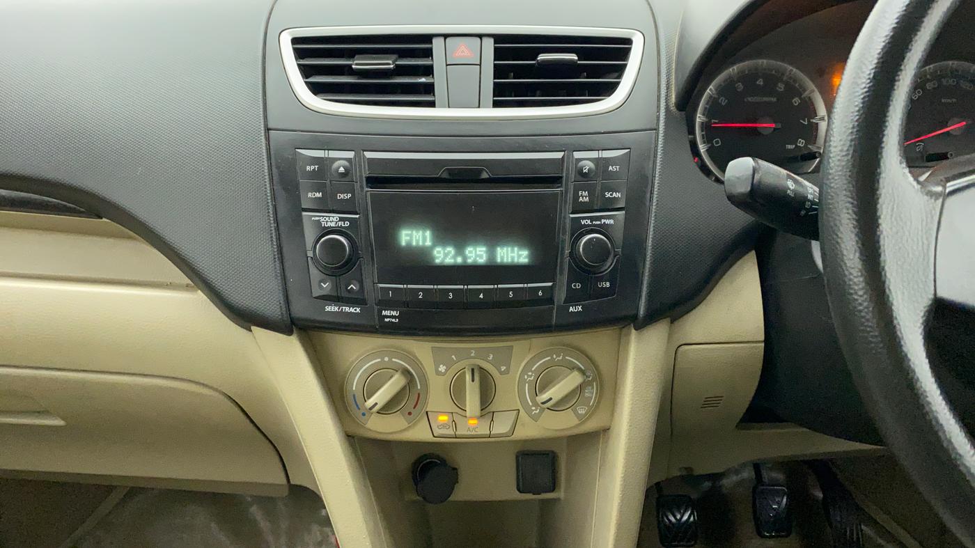 2014 Maruti Ertiga VXI, CNG, Manual, 66,198 km, Air Conditioner