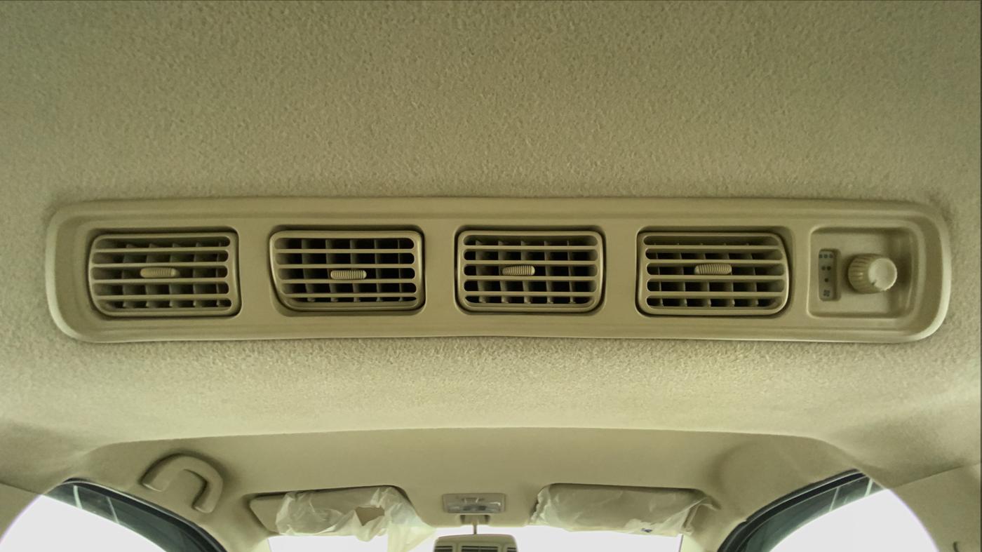 2014 Maruti Ertiga VXI, CNG, Manual, 66,198 km, Rear AC Vents
