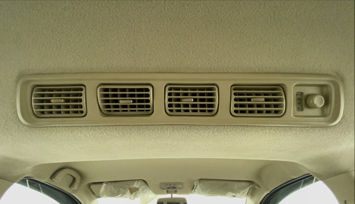 2014 Maruti Ertiga VXI, CNG, Manual, 66,198 km, Rear AC Vents