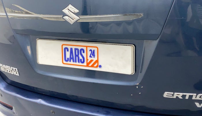 2014 Maruti Ertiga VXI, CNG, Manual, 66,198 km, Dicky (Boot door) - Minor scratches