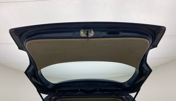 2014 Maruti Ertiga VXI, CNG, Manual, 66,198 km, Boot Door Open