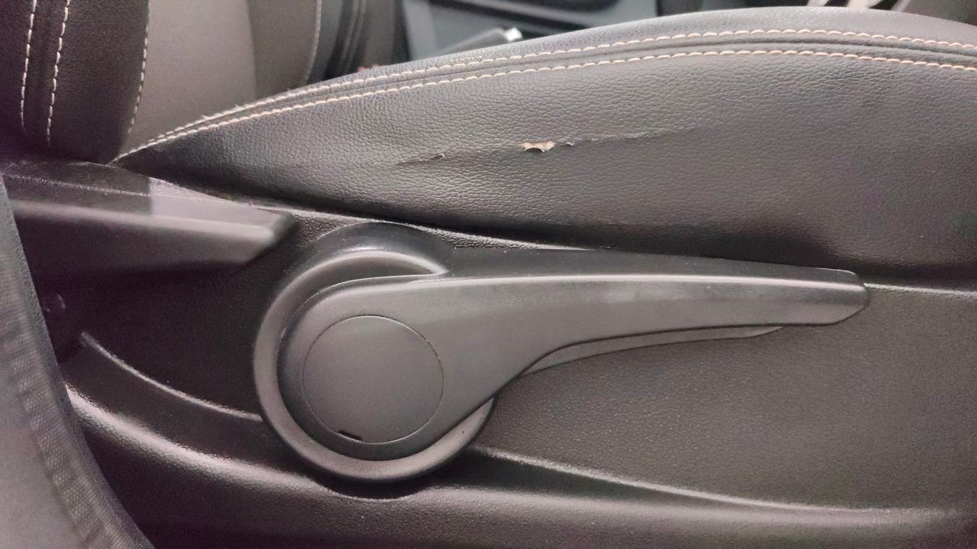 2019 Tata TIGOR XZ PLUS PETROL, Petrol, Manual, 45,615 km, Driver Side Adjustment Panel