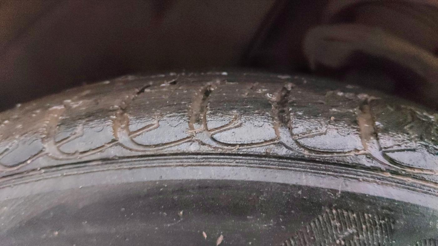 2019 Tata TIGOR XZ PLUS PETROL, Petrol, Manual, 45,615 km, Left Front Tyre Tread
