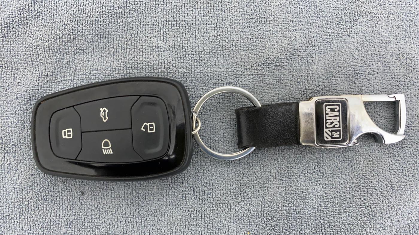 2020 Tata ALTROZ XZ 1.2, Petrol, Manual, 21,066 km, Key Close Up