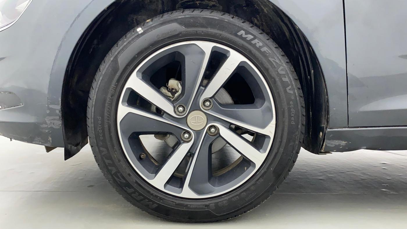 2020 Tata ALTROZ XZ 1.2, Petrol, Manual, 21,066 km, Left Front Wheel