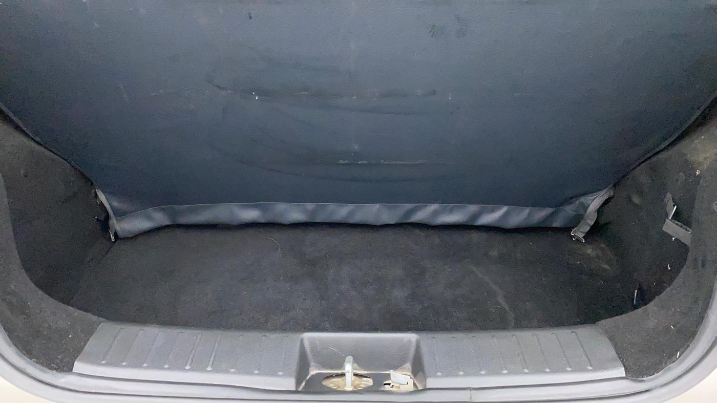 2018 Mahindra KUV 100 NXT K4+ P 6 STR, Petrol, Manual, 43,626 km, Boot Inside