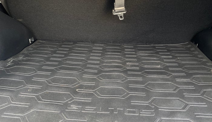 2021 KIA SELTOS HTK PLUS 1.5, Petrol, Manual, 2,323 km, Boot Inside