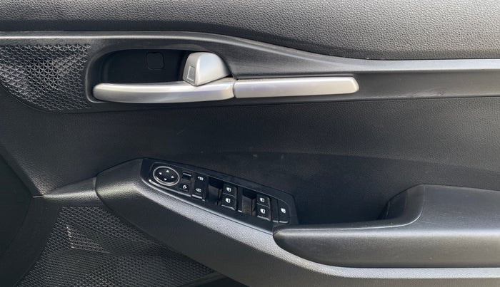 2021 KIA SELTOS HTK PLUS 1.5, Petrol, Manual, 2,323 km, Driver Side Door Panels Control