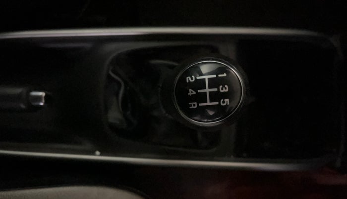 2015 Maruti Baleno ZETA PETROL 1.2, Petrol, Manual, 21,242 km, Gear Lever