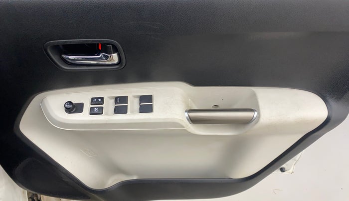 2018 Maruti IGNIS DELTA 1.2 AMT, Petrol, Automatic, 28,083 km, Driver Side Door Panels Control