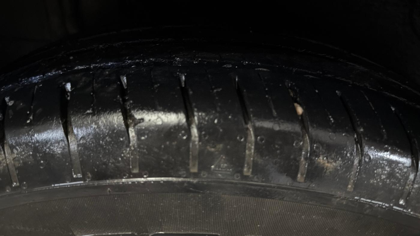 2018 Maruti IGNIS DELTA 1.2, CNG, Manual, 1,12,436 km, Right Rear Tyre Tread