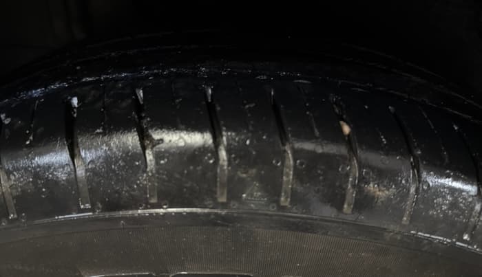 2018 Maruti IGNIS DELTA 1.2, CNG, Manual, 1,12,436 km, Right Rear Tyre Tread