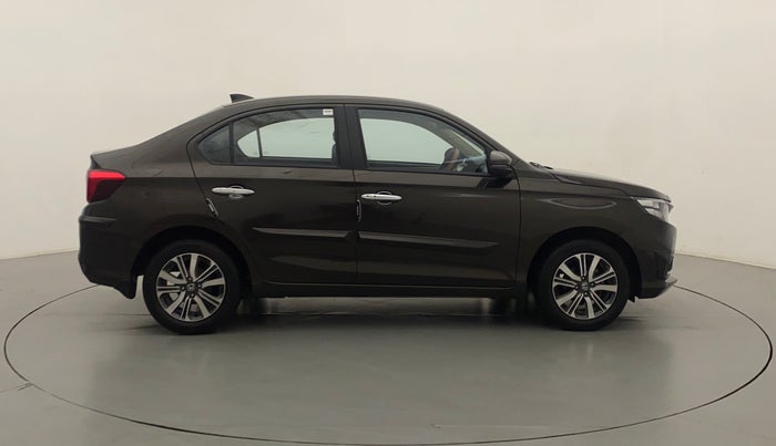 2023 Honda Amaze 1.2L I-VTEC VX CVT, Petrol, Automatic, 4,011 km, Right Side