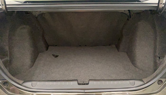 2023 Honda Amaze 1.2L I-VTEC VX CVT, Petrol, Automatic, 4,011 km, Boot Inside