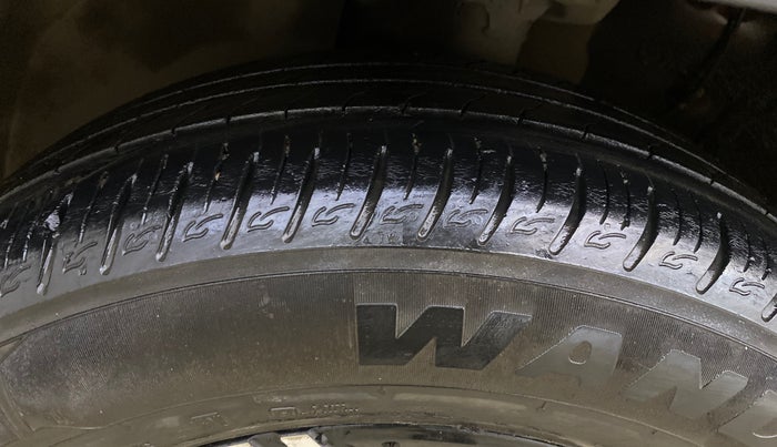 2024 KIA SONET GTX Plus 1.5 Diesel AT Dual Tone, Diesel, Automatic, 15,868 km, Left Front Tyre Tread