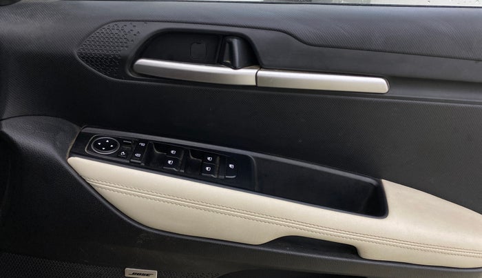 2024 KIA SONET GTX Plus 1.5 Diesel AT Dual Tone, Diesel, Automatic, 15,868 km, Driver Side Door Panels Control