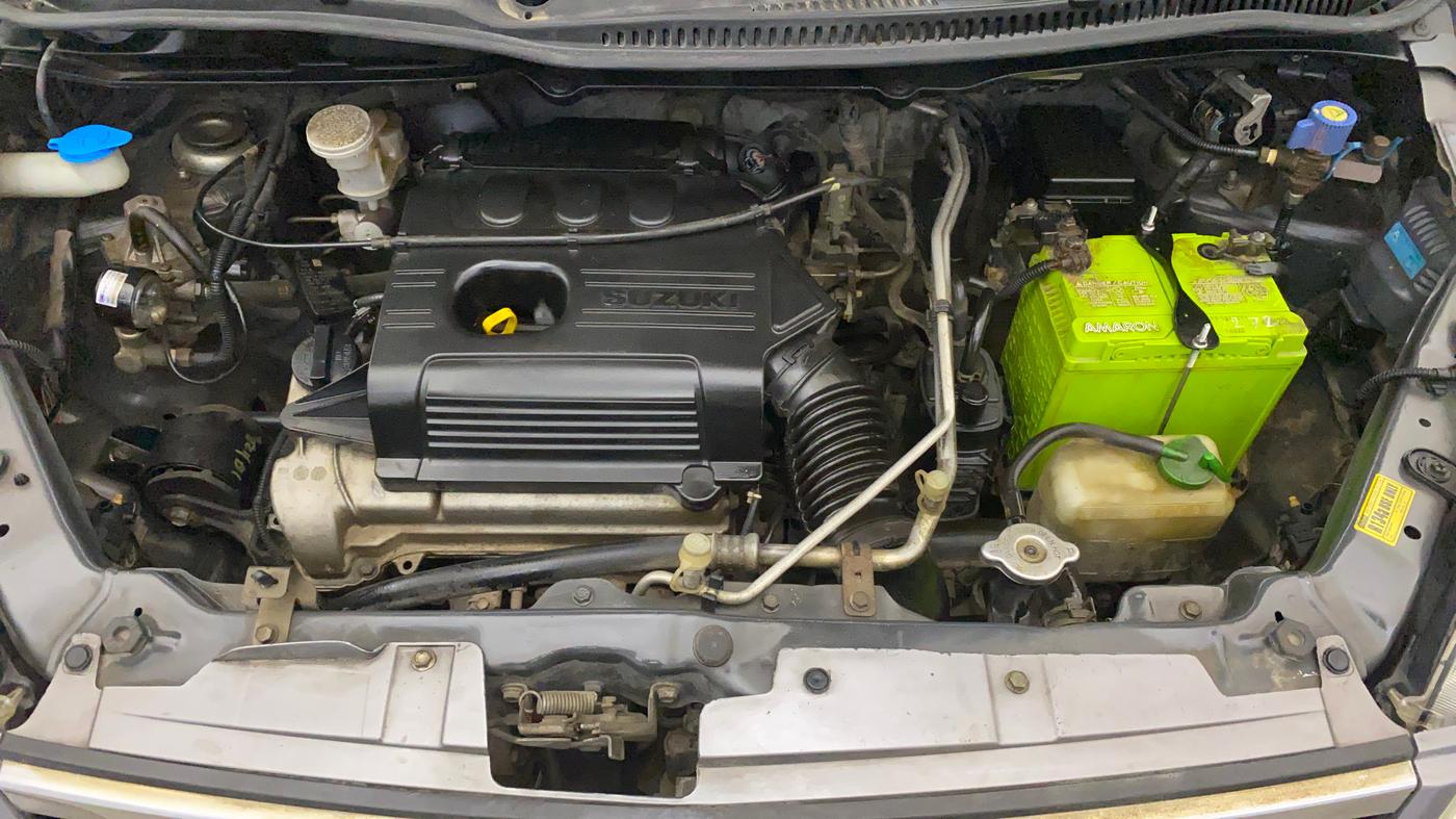 2017 Maruti Wagon R 1.0 VXI, CNG, Manual, 79,242 km, Engine View