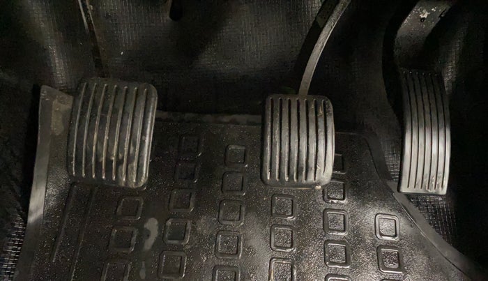 2014 Hyundai Grand i10 ASTA 1.2 KAPPA VTVT, CNG, Manual, 79,567 km, Pedals