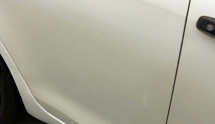 2014 Maruti Swift Dzire LXI, Petrol, Manual, 89,149 km, Right rear door - Minor scratches