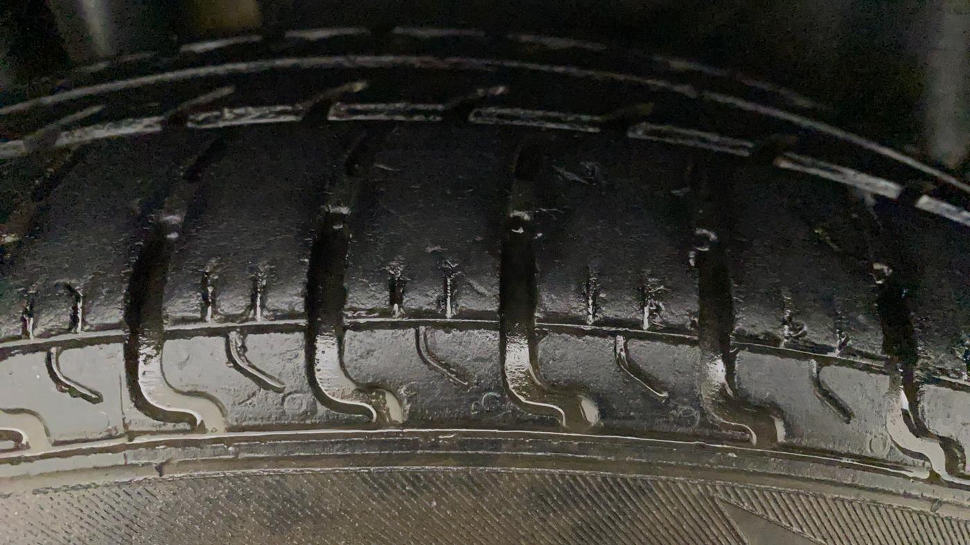 2014 Maruti Swift Dzire LXI, Petrol, Manual, 89,149 km, Left Rear Tyre Tread