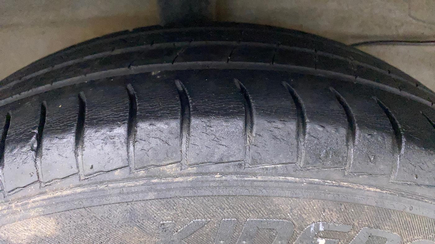 2019 Hyundai NEW SANTRO SPORTZ CNG, CNG, Manual, 71,185 km, Right Rear Tyre Tread