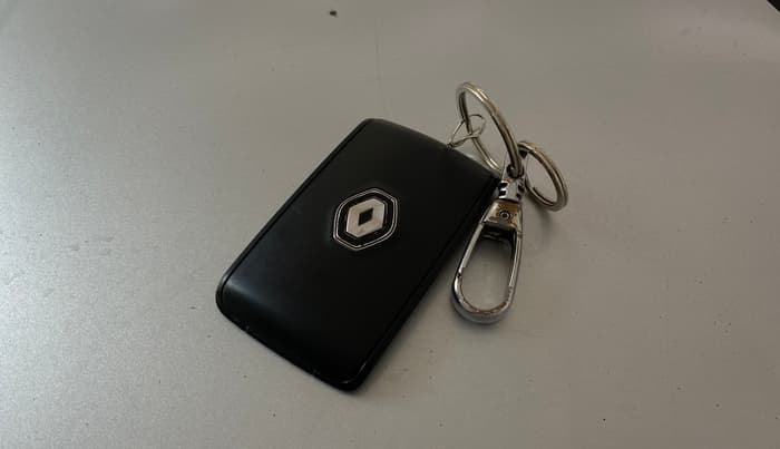 2019 Renault TRIBER RXZ, Petrol, Manual, 29,670 km, Key Close Up