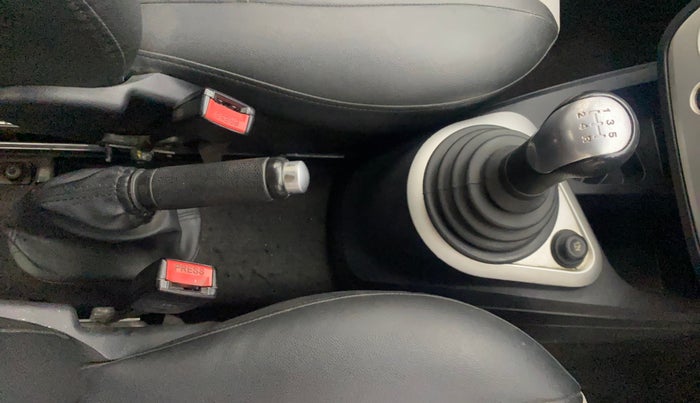 2012 Ford Figo ZXI 1.2 PETROL, Petrol, Manual, 63,222 km, Gear Lever