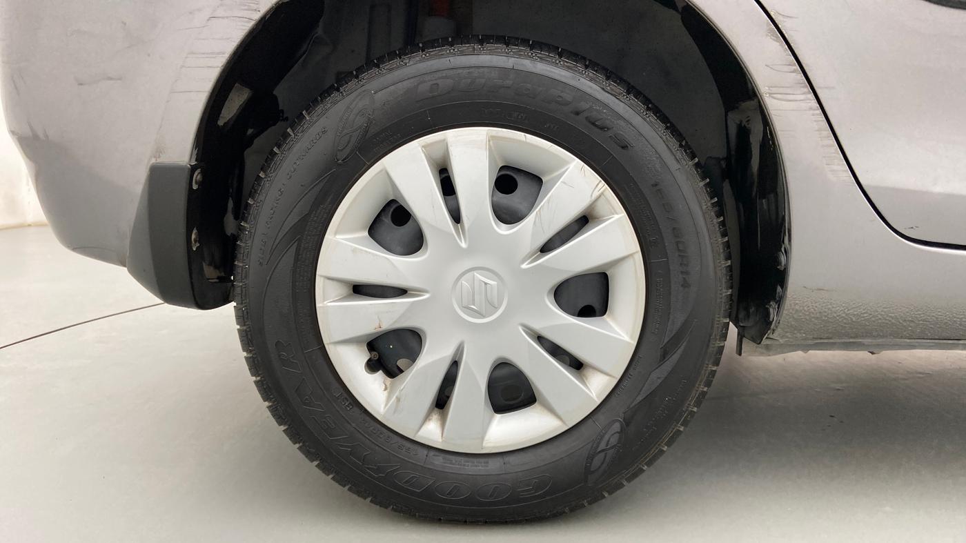 2012 Maruti Swift Dzire VXI, Petrol, Manual, 67,817 km, Right Rear Wheel