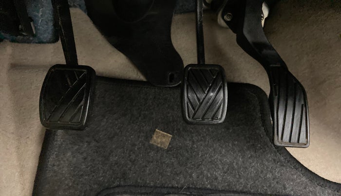 2012 Maruti Swift Dzire VXI, Petrol, Manual, 67,817 km, Pedals