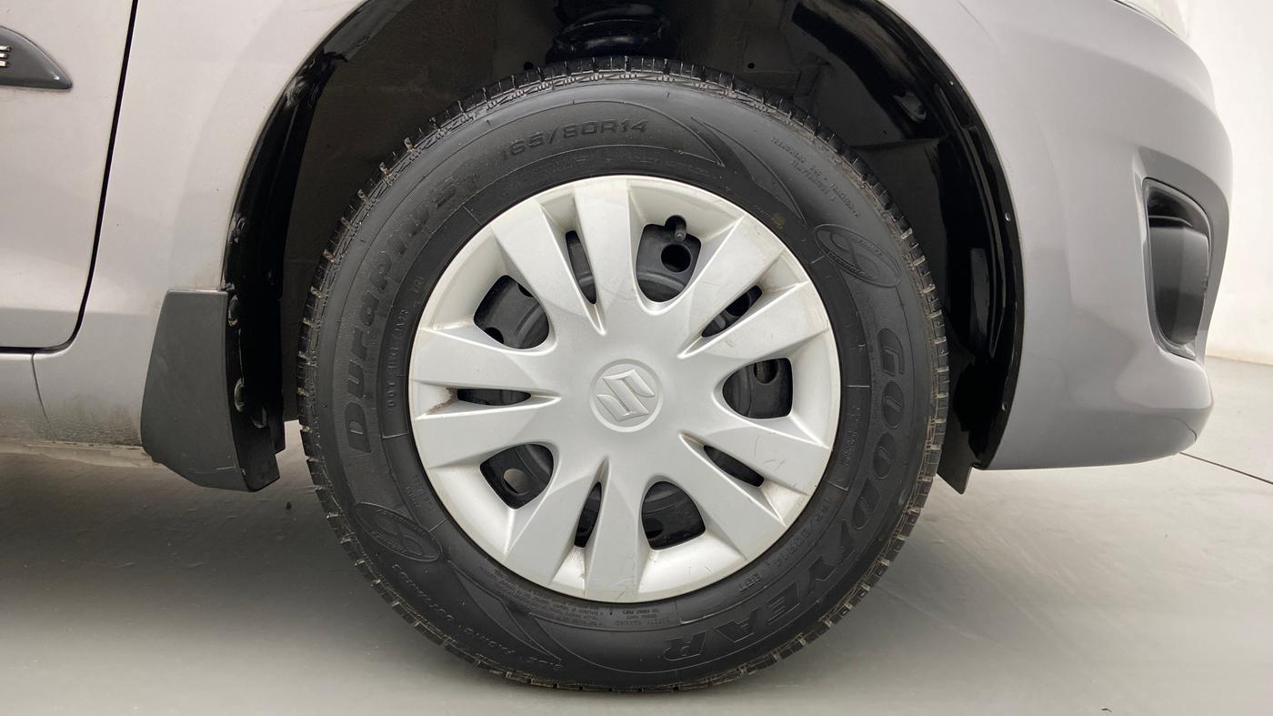 2012 Maruti Swift Dzire VXI, Petrol, Manual, 67,817 km, Right Front Wheel