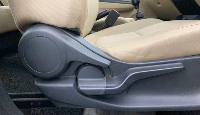 2018 Honda Amaze 1.2L I-VTEC S, Petrol, Manual, 55,873 km, Driver Side Adjustment Panel