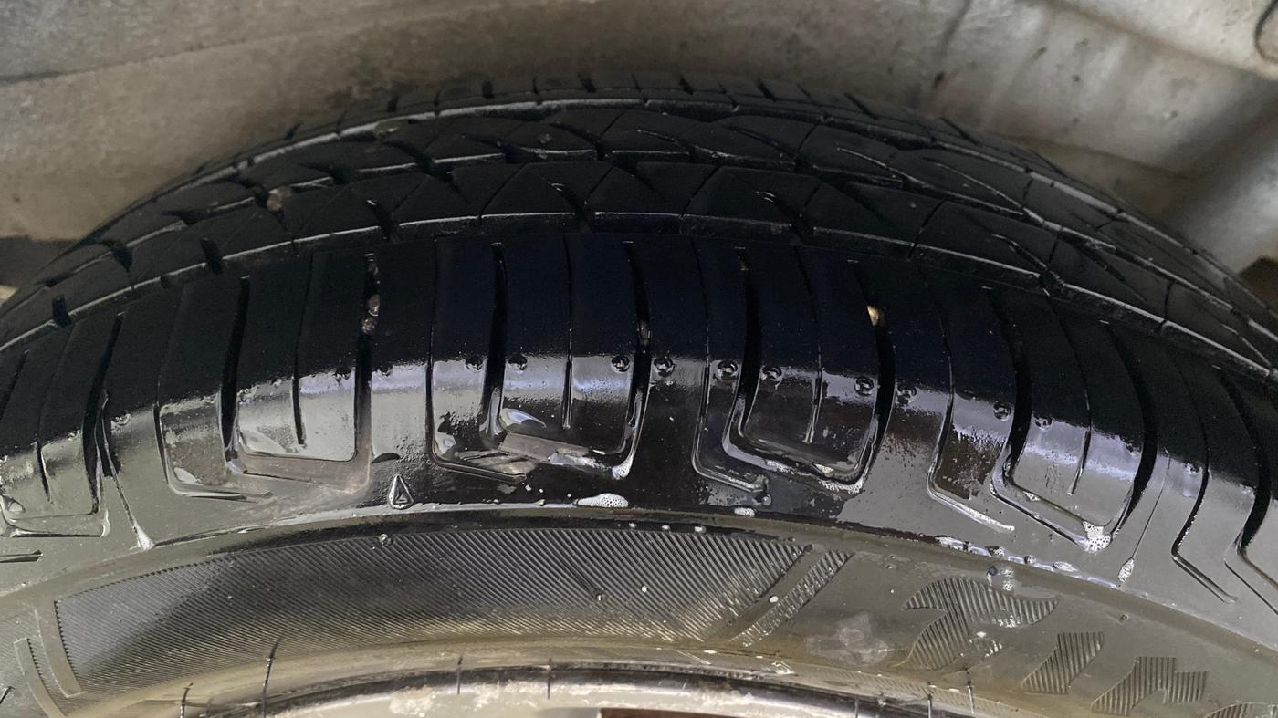 2014 Maruti Wagon R Stingray VXI, Petrol, Manual, 77,617 km, Left Rear Tyre Tread
