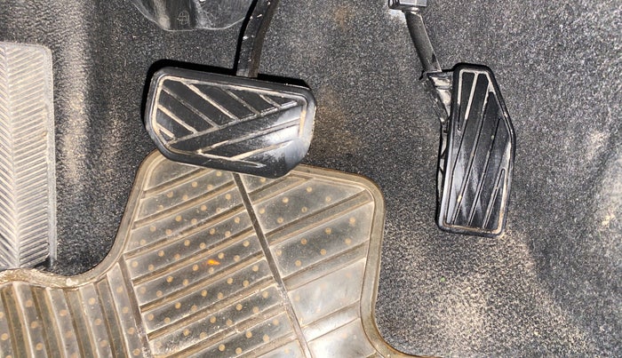 2017 Maruti Baleno ZETA CVT PETROL 1.2, Petrol, Automatic, 63,259 km, Pedals