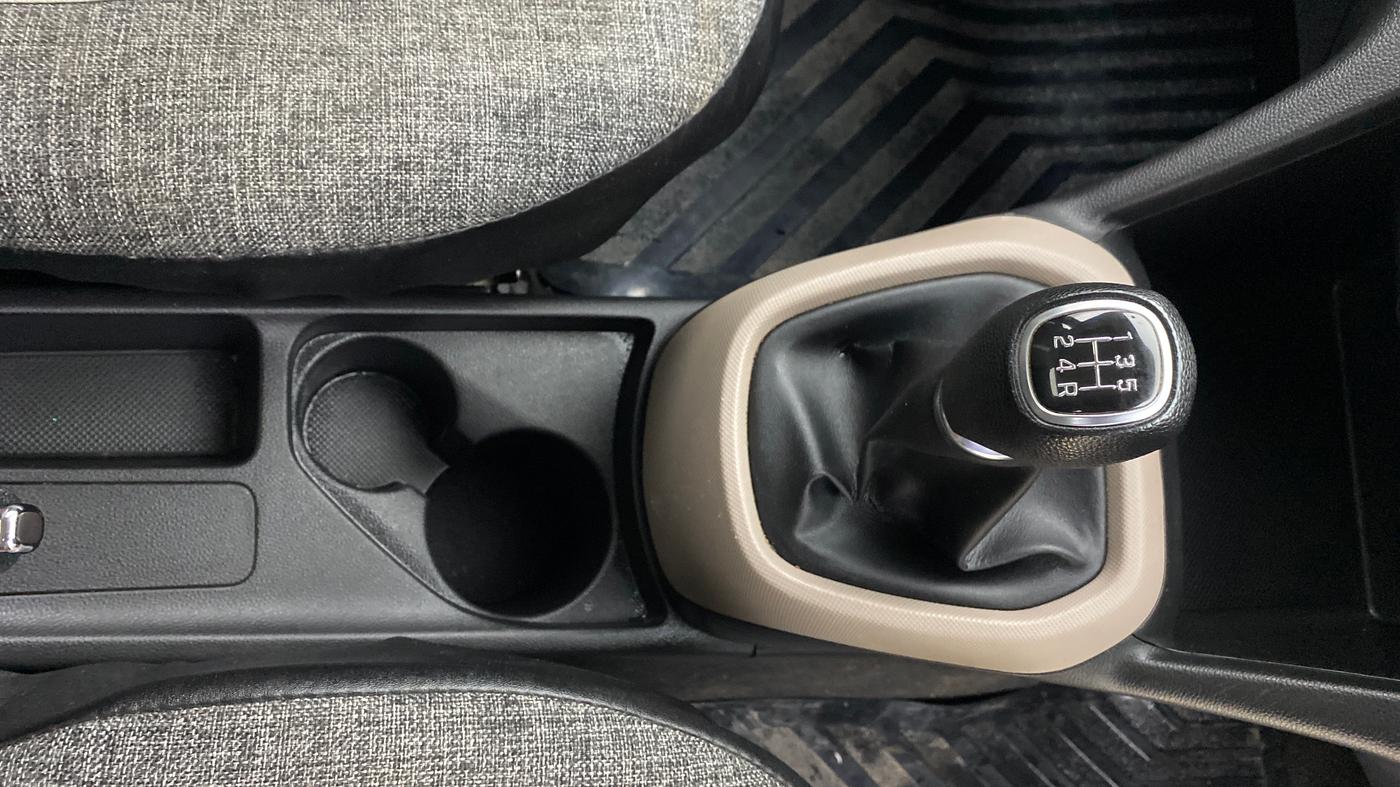 2019 Hyundai Grand i10 SPORTZ 1.2 KAPPA VTVT, Petrol, Manual, 35,425 km, Gear Lever