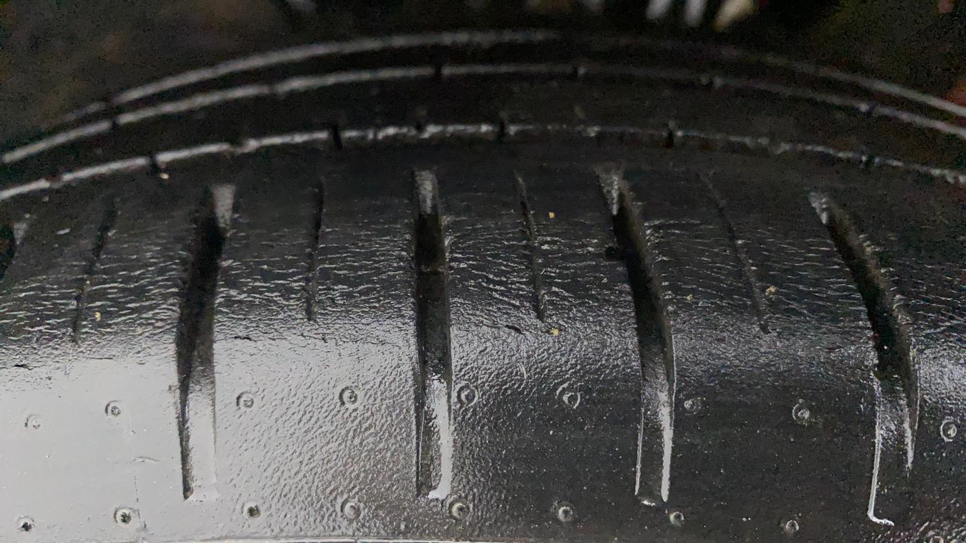 2020 Maruti Baleno ZETA PETROL 1.2, Petrol, Manual, 29,244 km, Left Front Tyre Tread