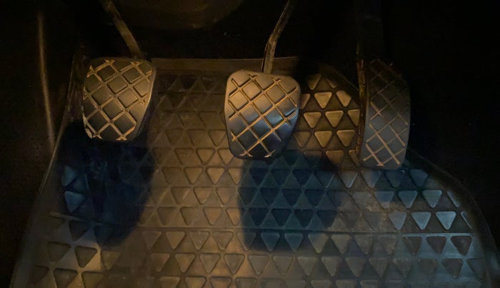 2014 Volkswagen Polo COMFORTLINE 1.2L PETROL, Petrol, Manual, 98,832 km, Pedals