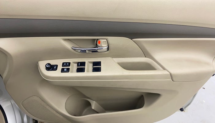 2021 Maruti Ertiga VXI AT SHVS, Petrol, Automatic, 51,310 km, Driver Side Door Panels Control