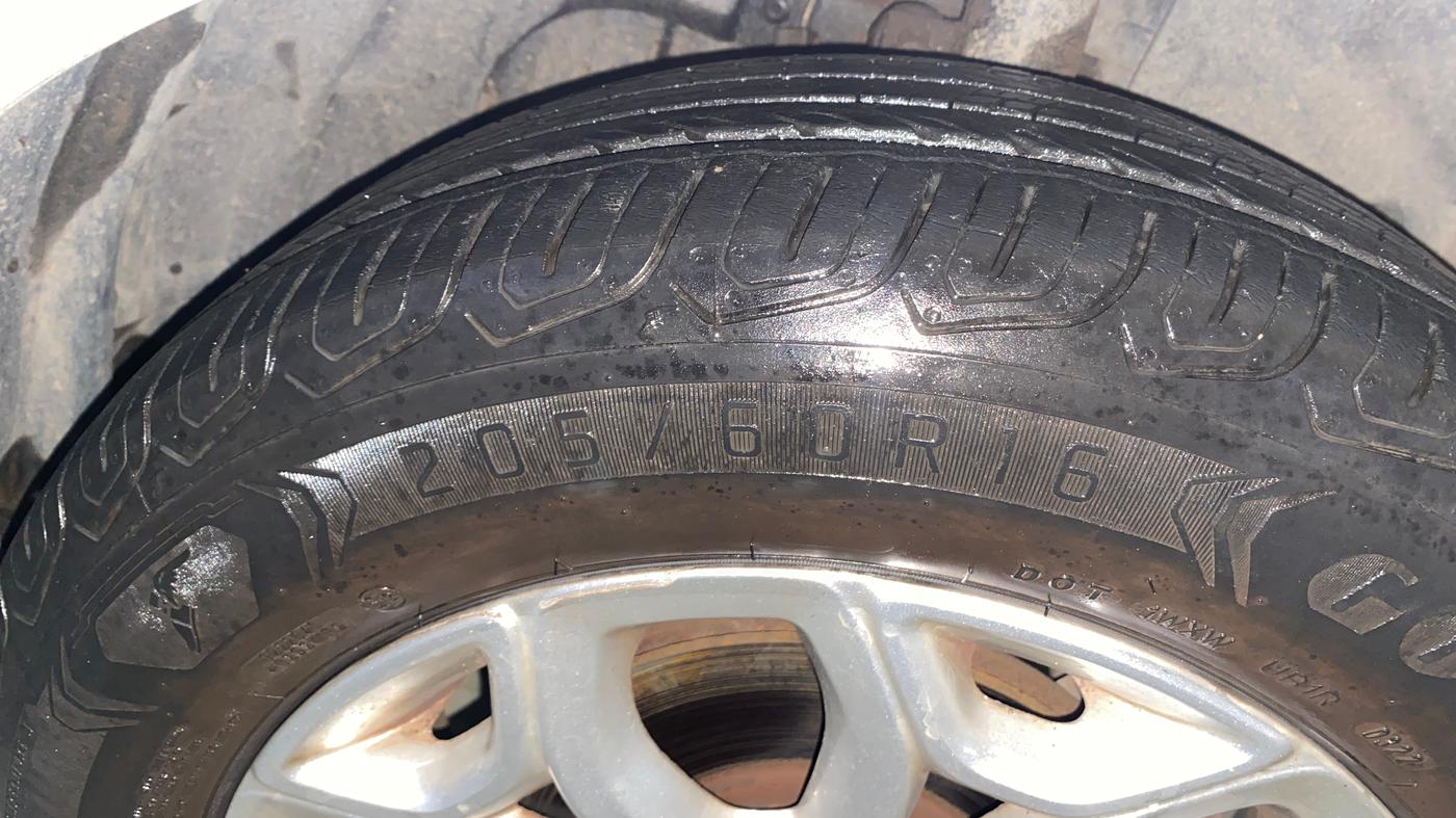 2015 Ford Ecosport TITANIUM 1.5L PETROL AT, Petrol, Automatic, 51,655 km, Right Front Tyre Tread