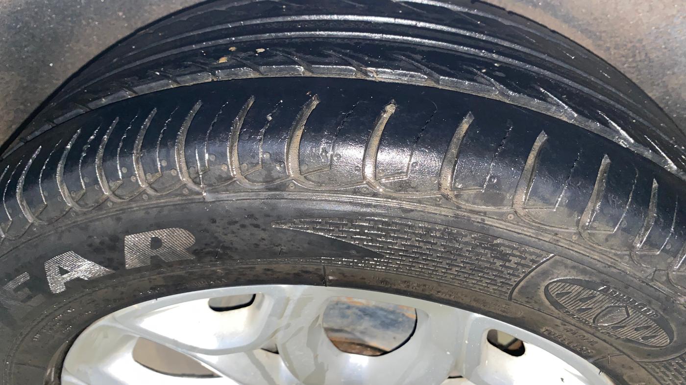 2015 Ford Ecosport TITANIUM 1.5L PETROL AT, Petrol, Automatic, 51,655 km, Right Rear Tyre Tread