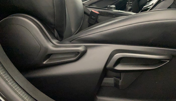 2023 Tata NEXON XZ PLUS SUNROOF DARK DIESEL, Diesel, Manual, 71,698 km, Driver Side Adjustment Panel