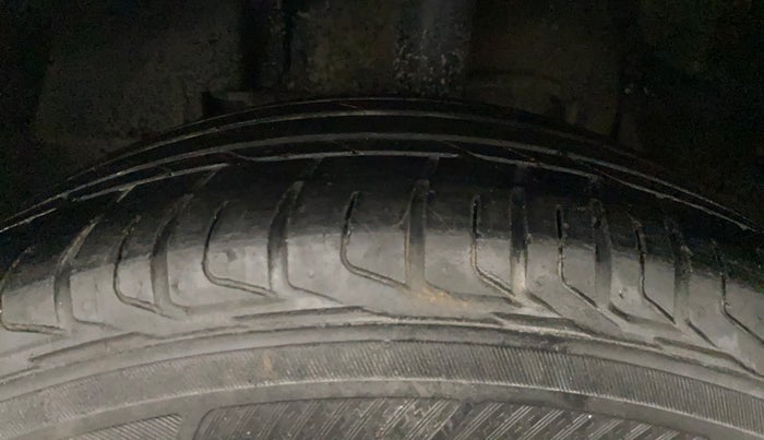 2023 Tata NEXON XZ PLUS SUNROOF DARK DIESEL, Diesel, Manual, 71,698 km, Left Front Tyre Tread