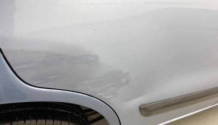 2012 Maruti Wagon R 1.0 VXI, Petrol, Manual, 96,763 km, Right rear door - Minor scratches