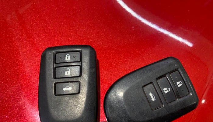 2020 Toyota YARIS G CVT, Petrol, Automatic, 40,953 km, Key Close Up