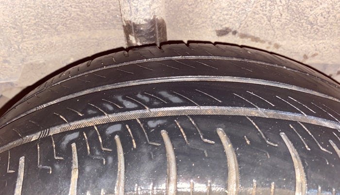 2020 Toyota YARIS G CVT, Petrol, Automatic, 40,953 km, Right Rear Tyre Tread